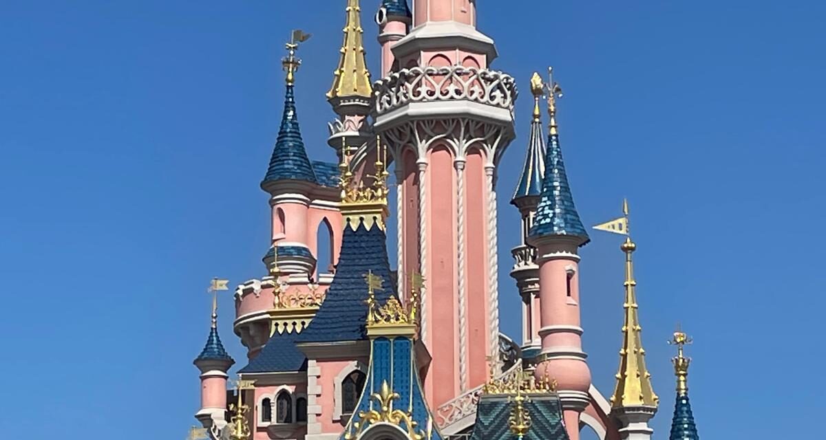 ¿Cuánto cuesta un viaje a Disneyland París?
