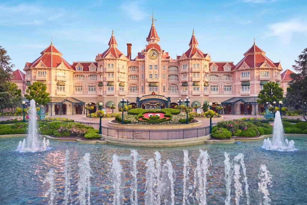 como es el hotel de las princesas disneyland paris
