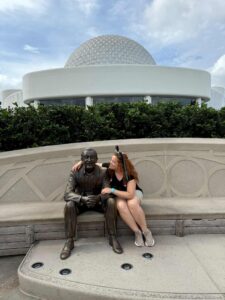 Foto con Walt Disney en Epcot