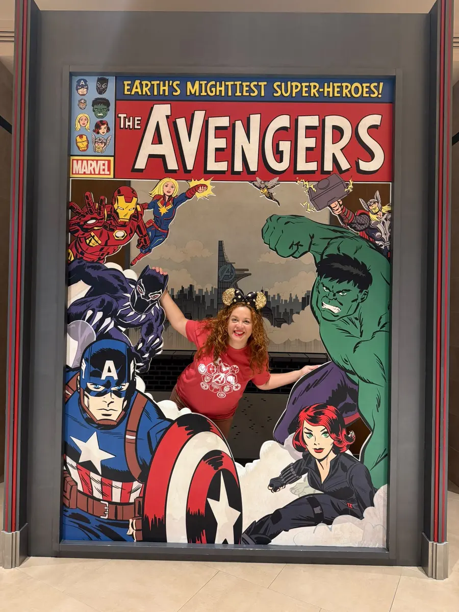 Cuadro de los Vengadores en el hotel New York – The Art of Marvel de Disneyland Paris