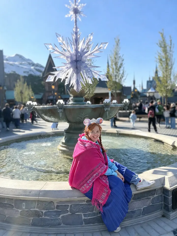 Lara, agente Disney oficial, en World of Frozen de Disneyland Paris